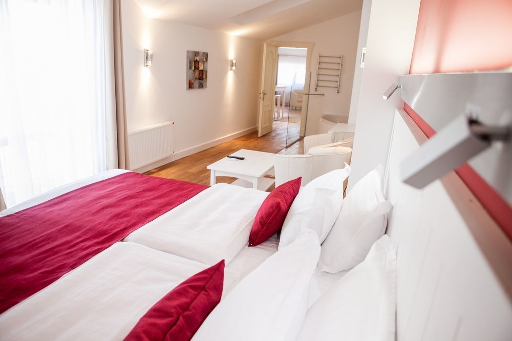 Rudolfo Hotel Lviv Luaran gambar