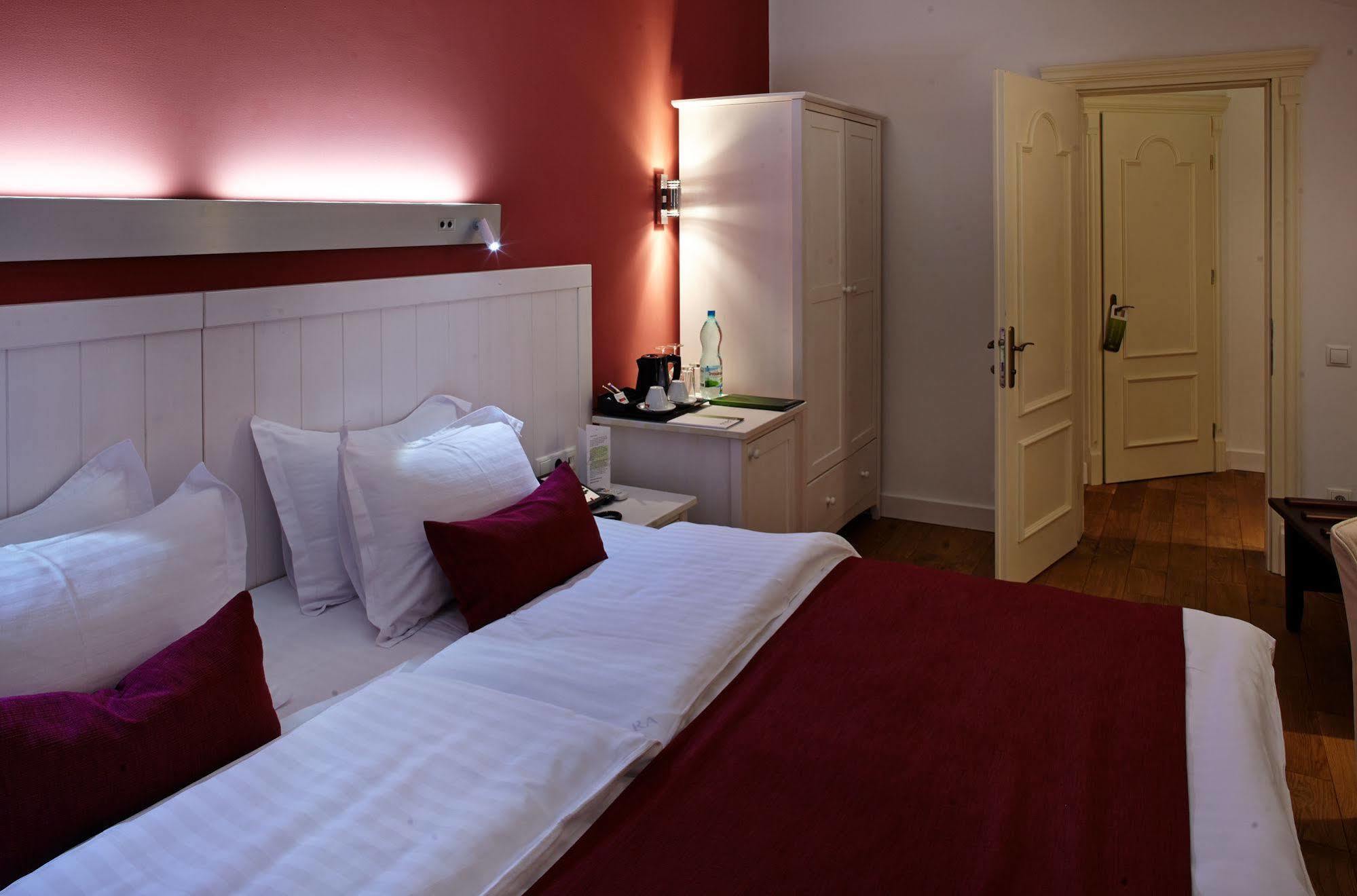 Rudolfo Hotel Lviv Luaran gambar
