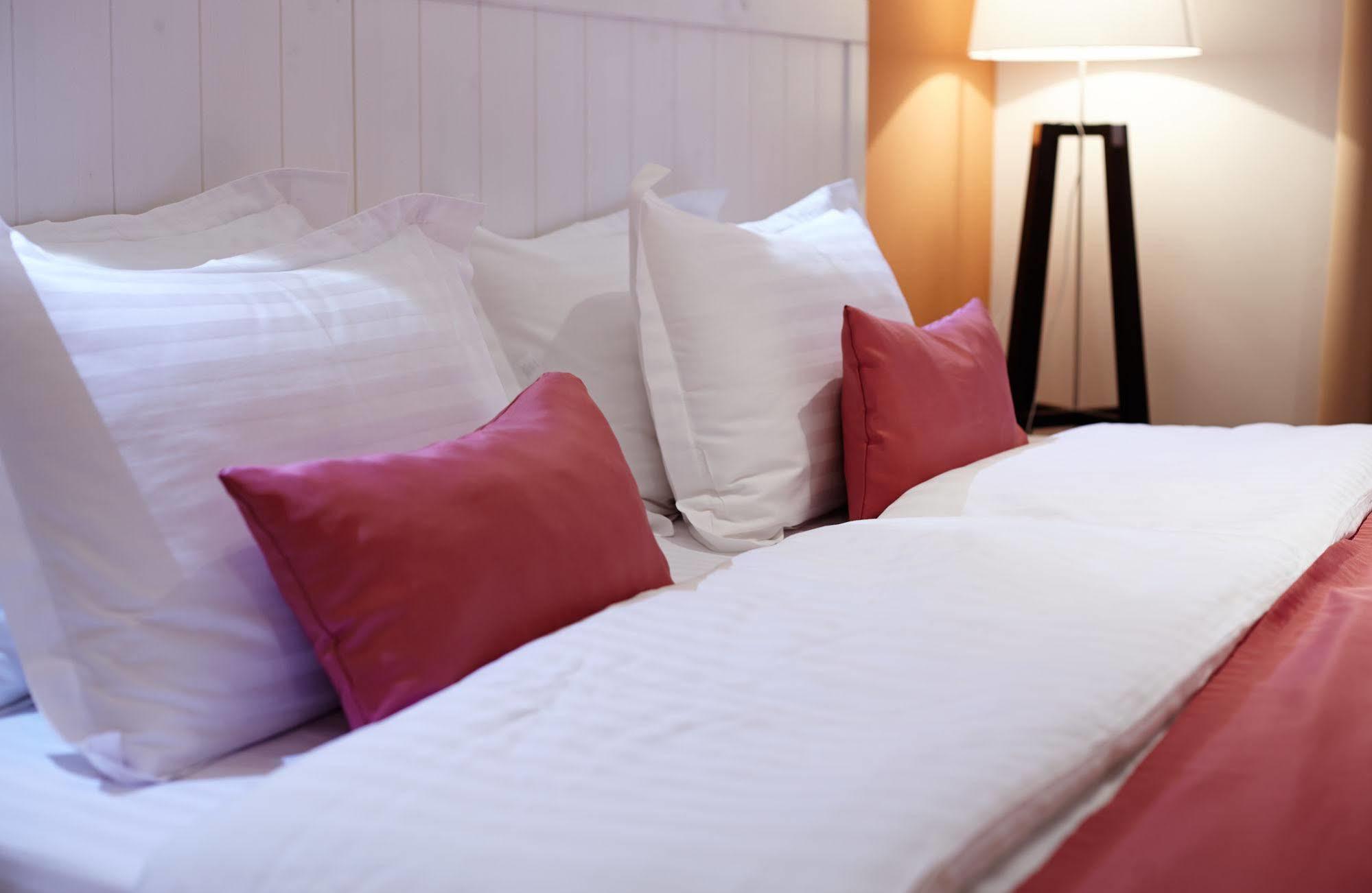 Rudolfo Hotel Lviv Luaran gambar